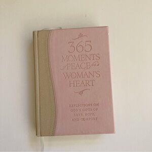 365 Moments of Peace Woman's Heart Book Religious Faith
